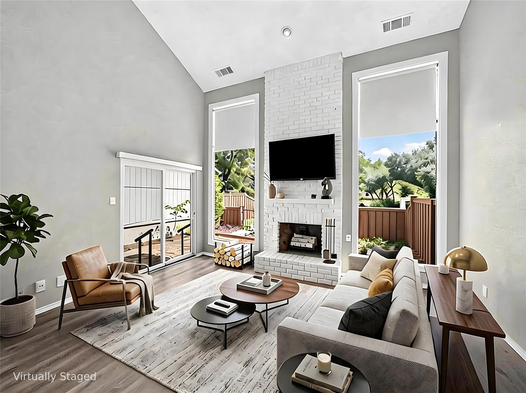 8350 Summerwood Dr, Austin, TX 78759