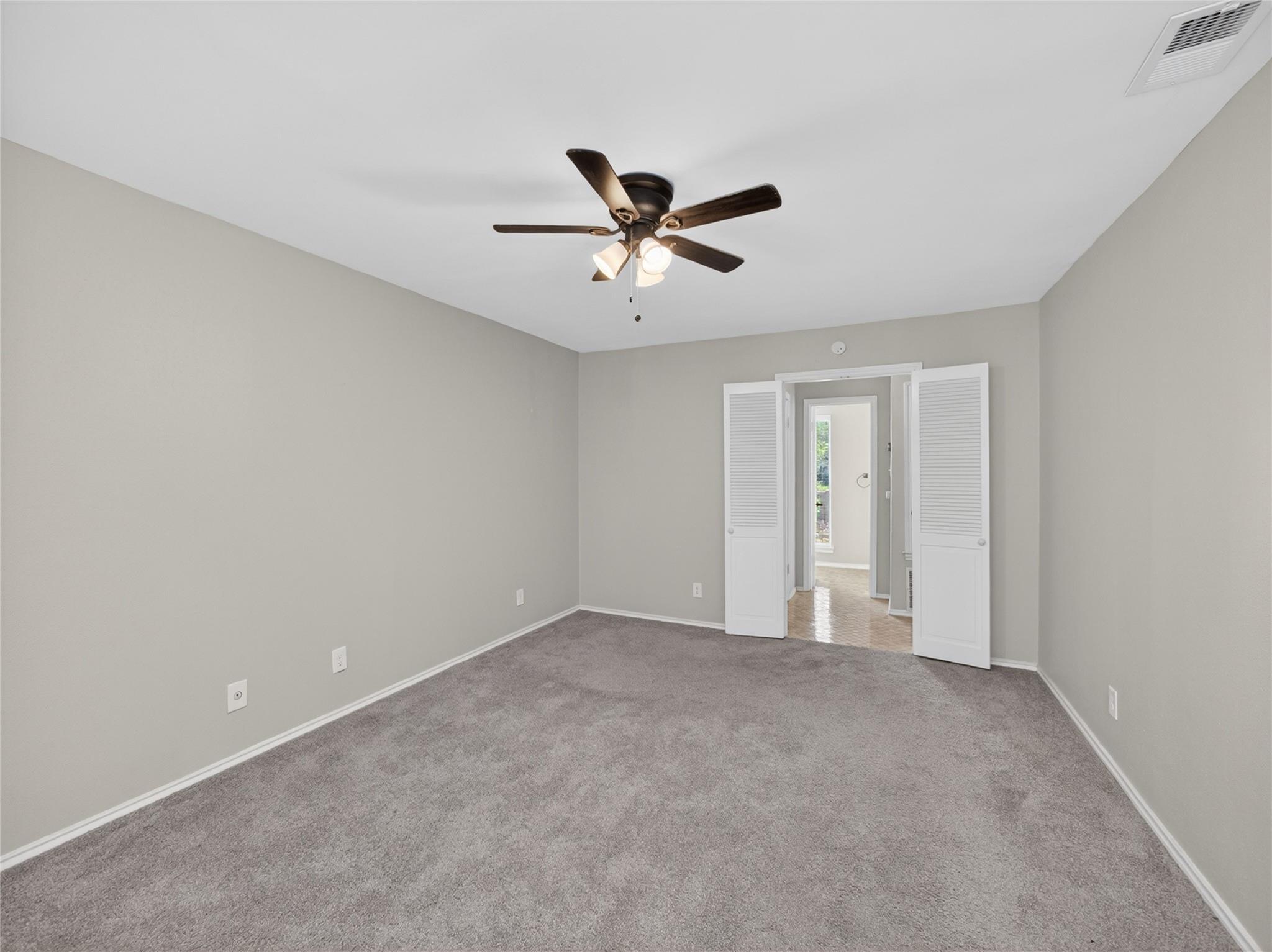 8350 Summerwood Dr, Austin, TX 78759
