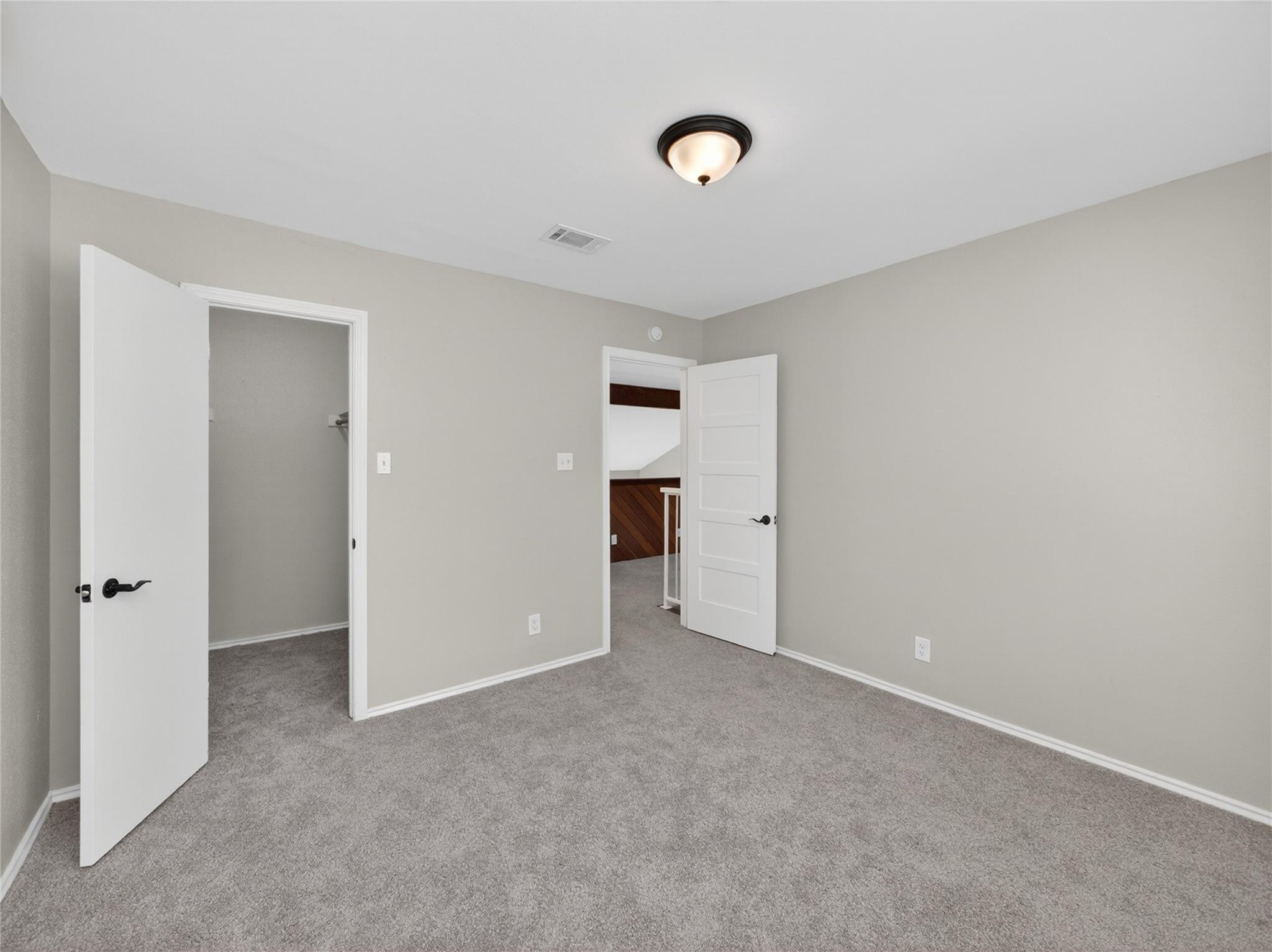 8350 Summerwood Dr, Austin, TX 78759