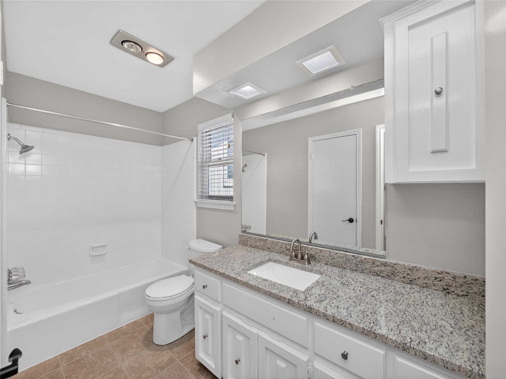 8350 Summerwood Dr, Austin, TX 78759