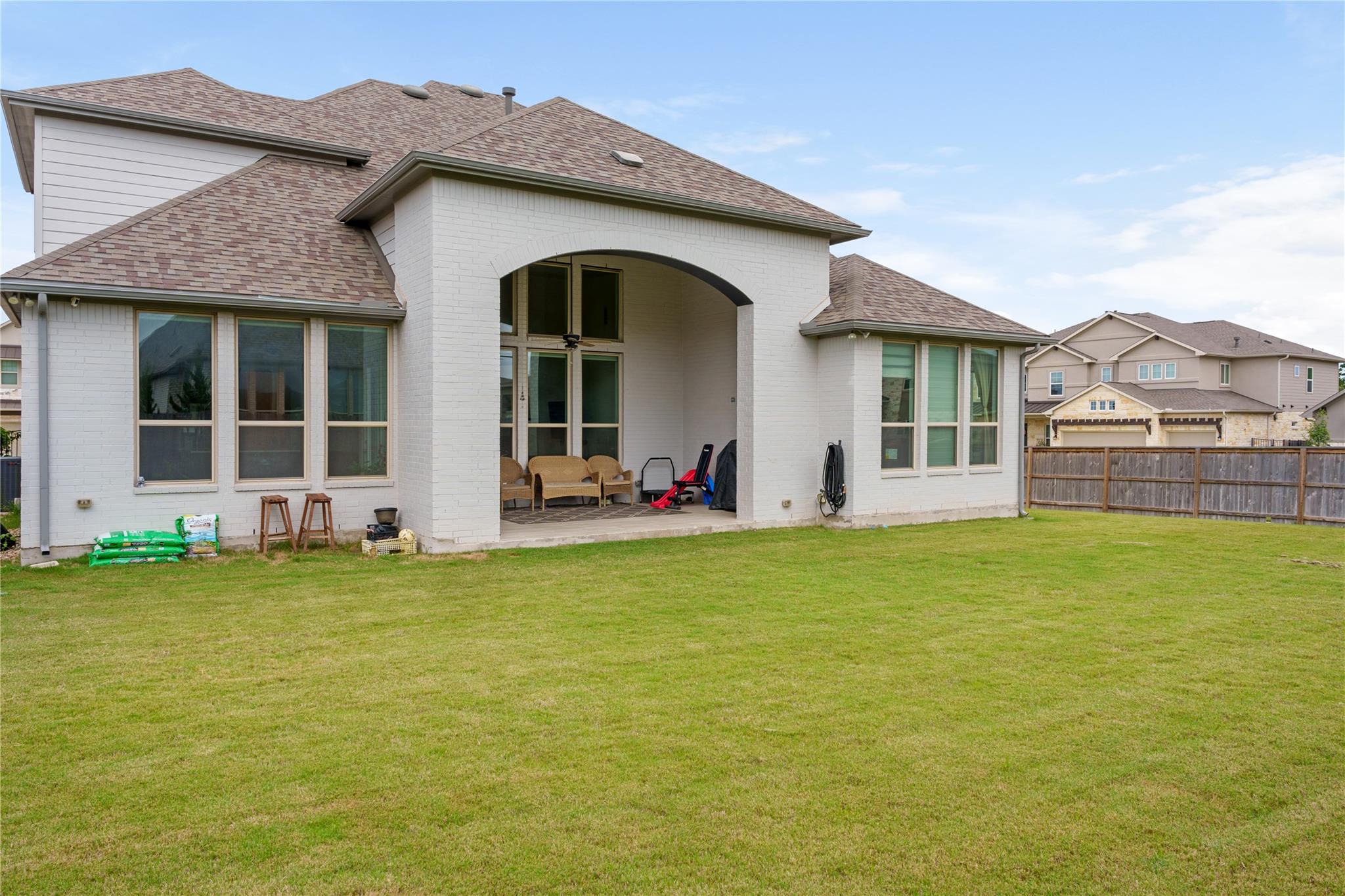 228 Lotti Ln, Liberty Hill, TX 78642