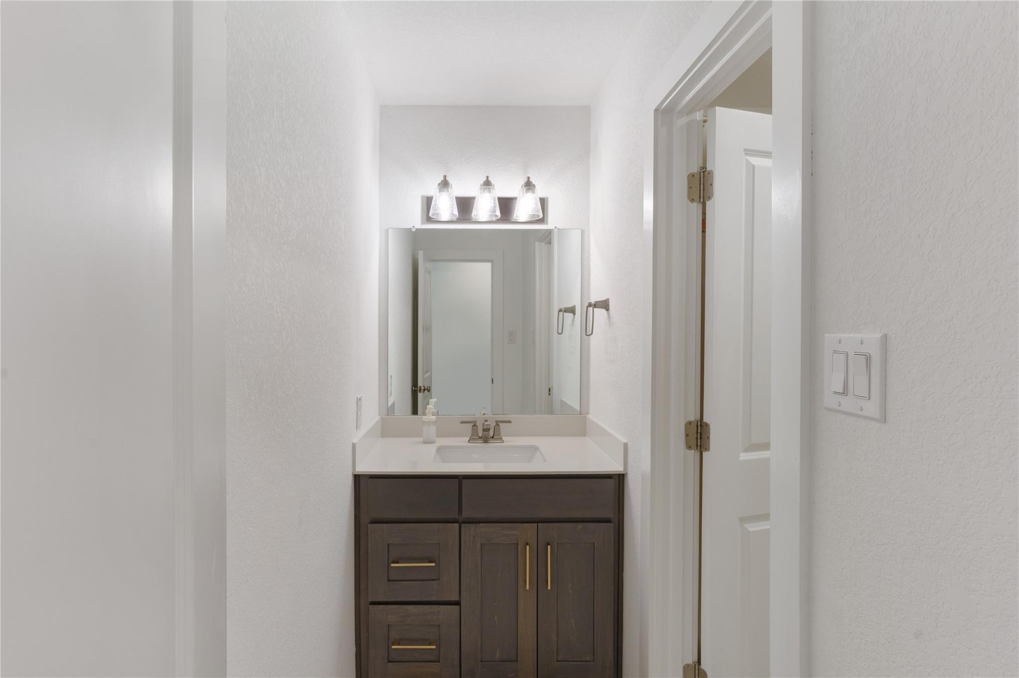 228 Lotti Ln, Liberty Hill, TX 78642