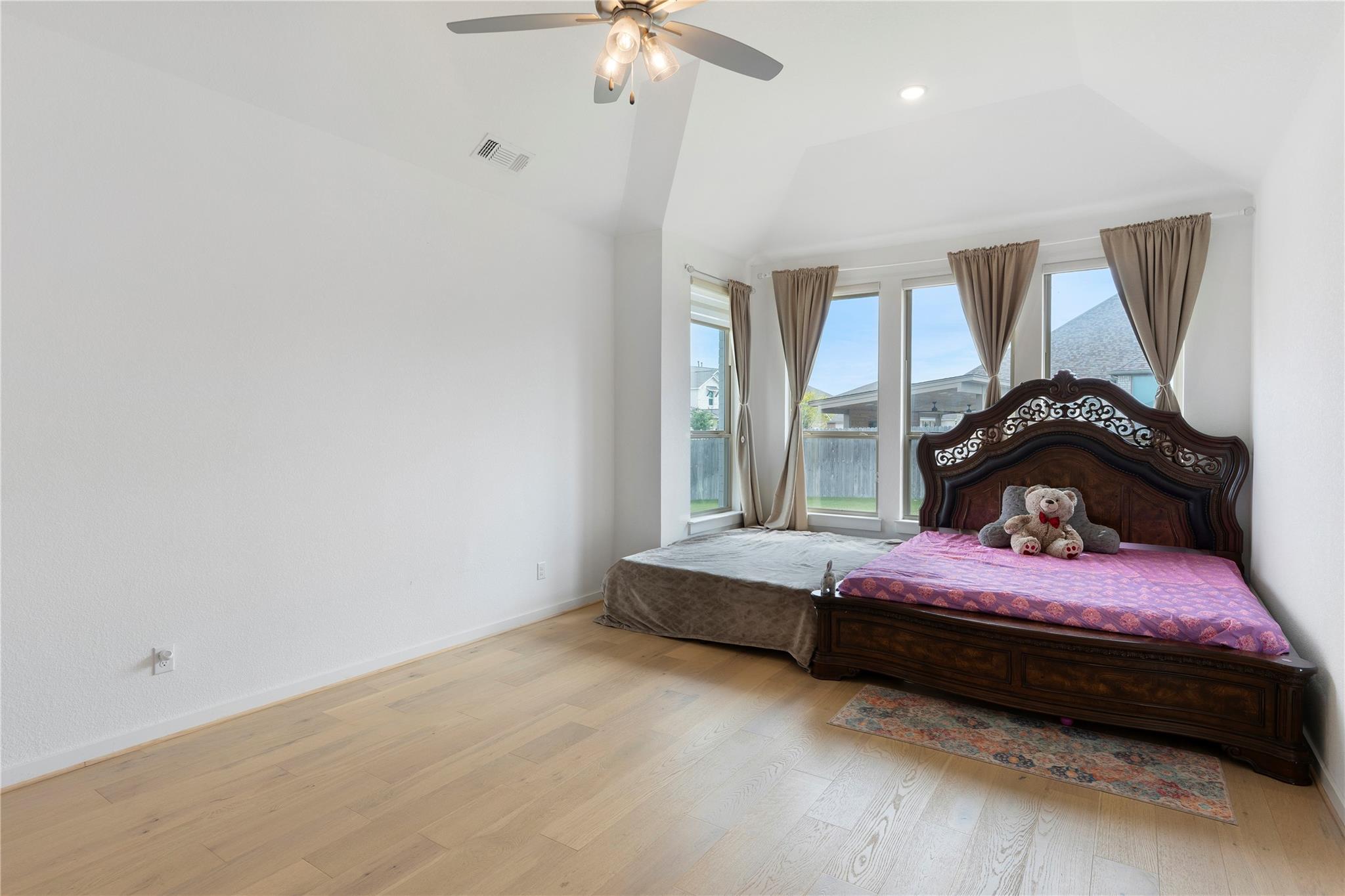 228 Lotti Ln, Liberty Hill, TX 78642