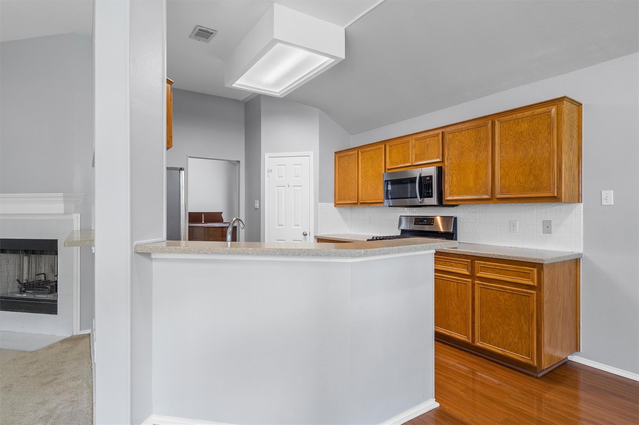 1114 Briargate Dr, Austin, TX 78753