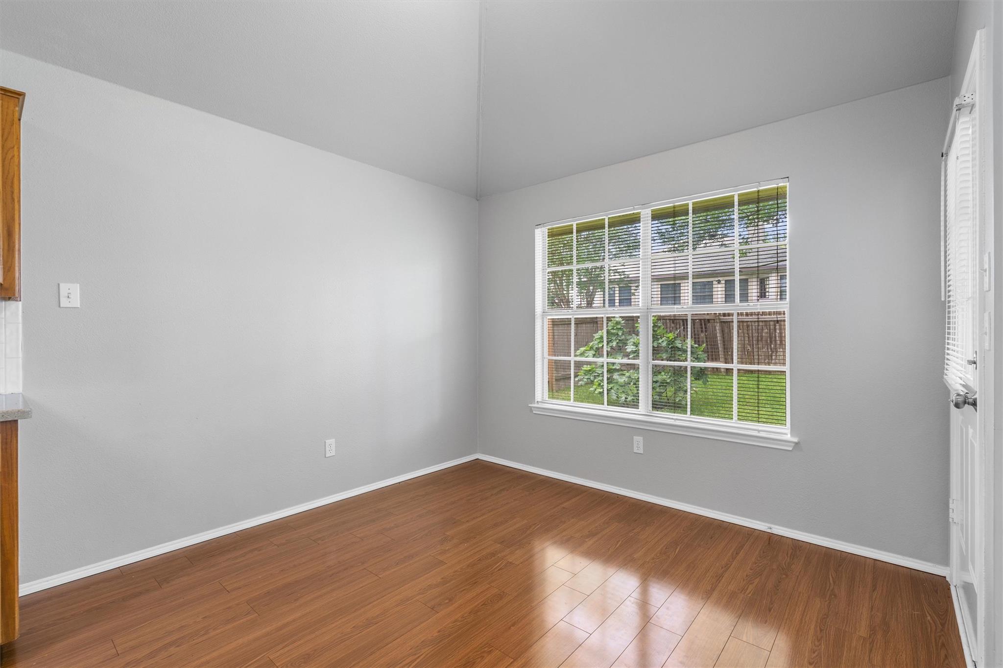 1114 Briargate Dr, Austin, TX 78753
