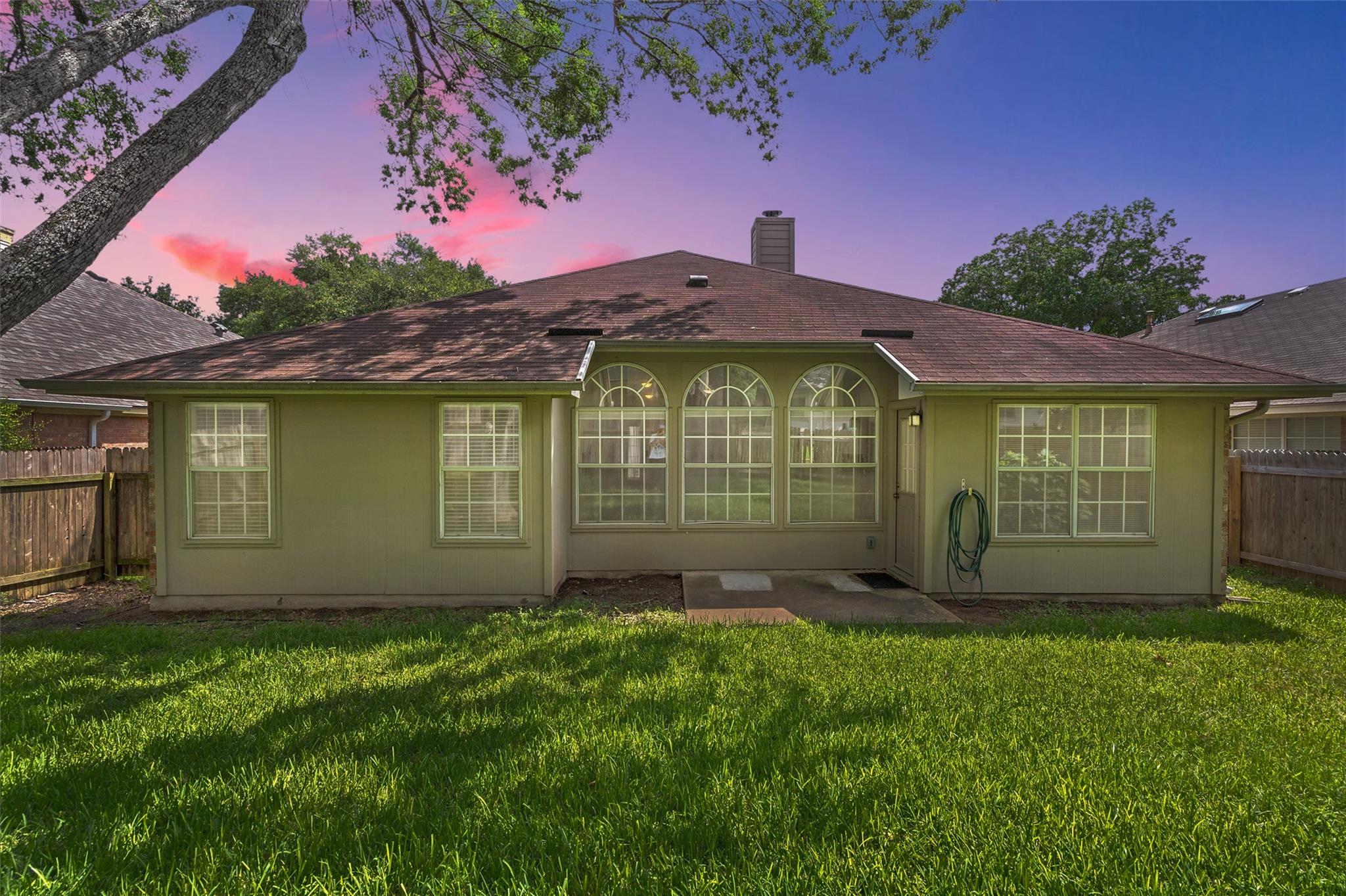 1114 Briargate Dr, Austin, TX 78753