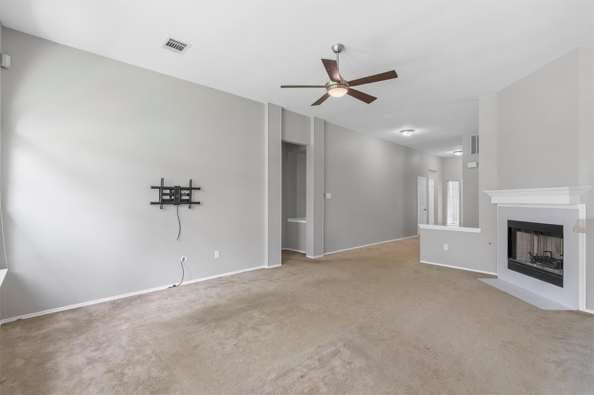 1114 Briargate Dr, Austin, TX 78753