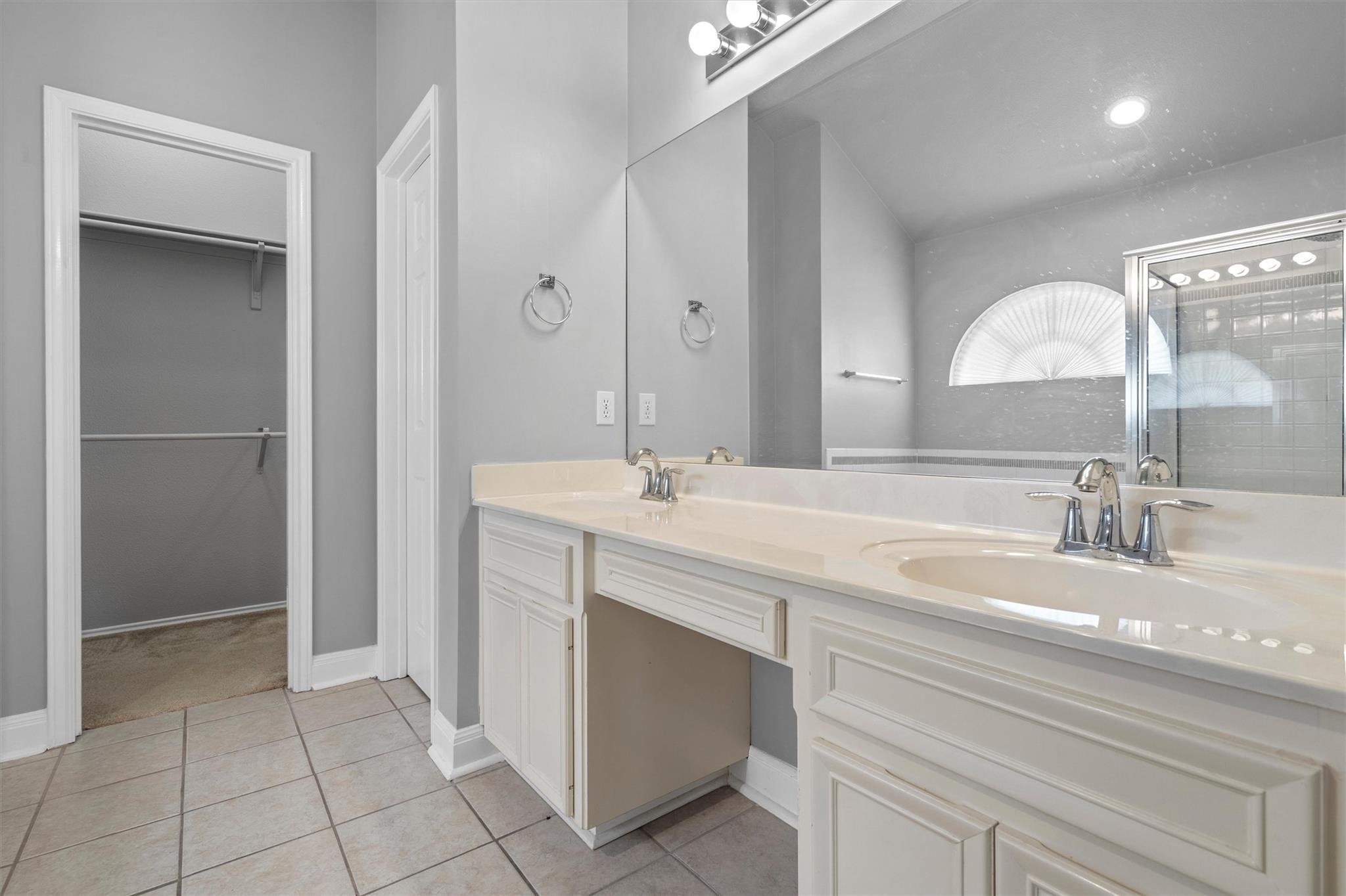 1114 Briargate Dr, Austin, TX 78753