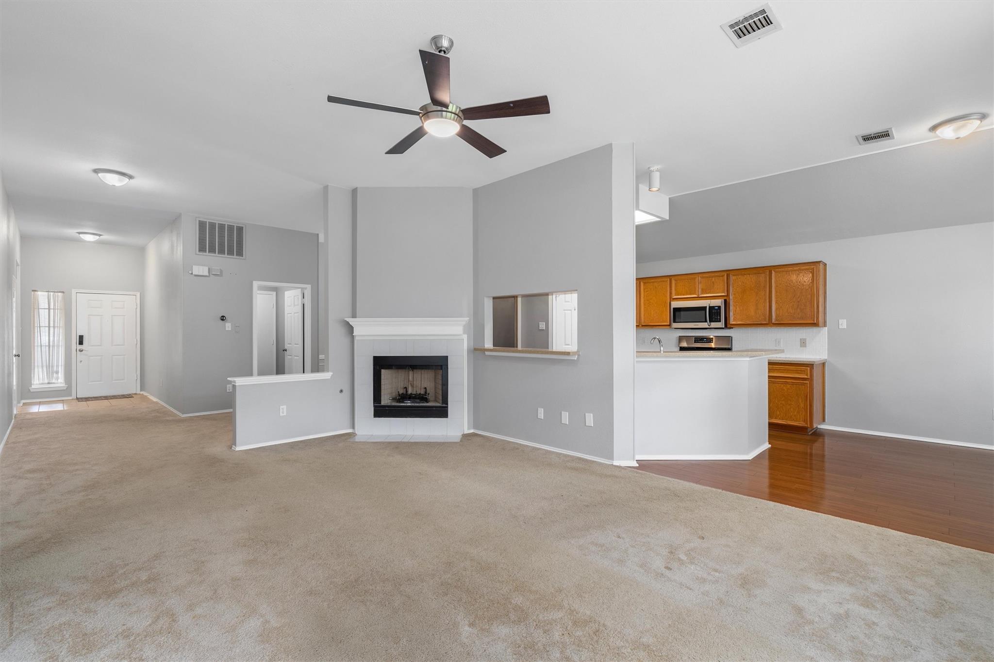 1114 Briargate Dr, Austin, TX 78753