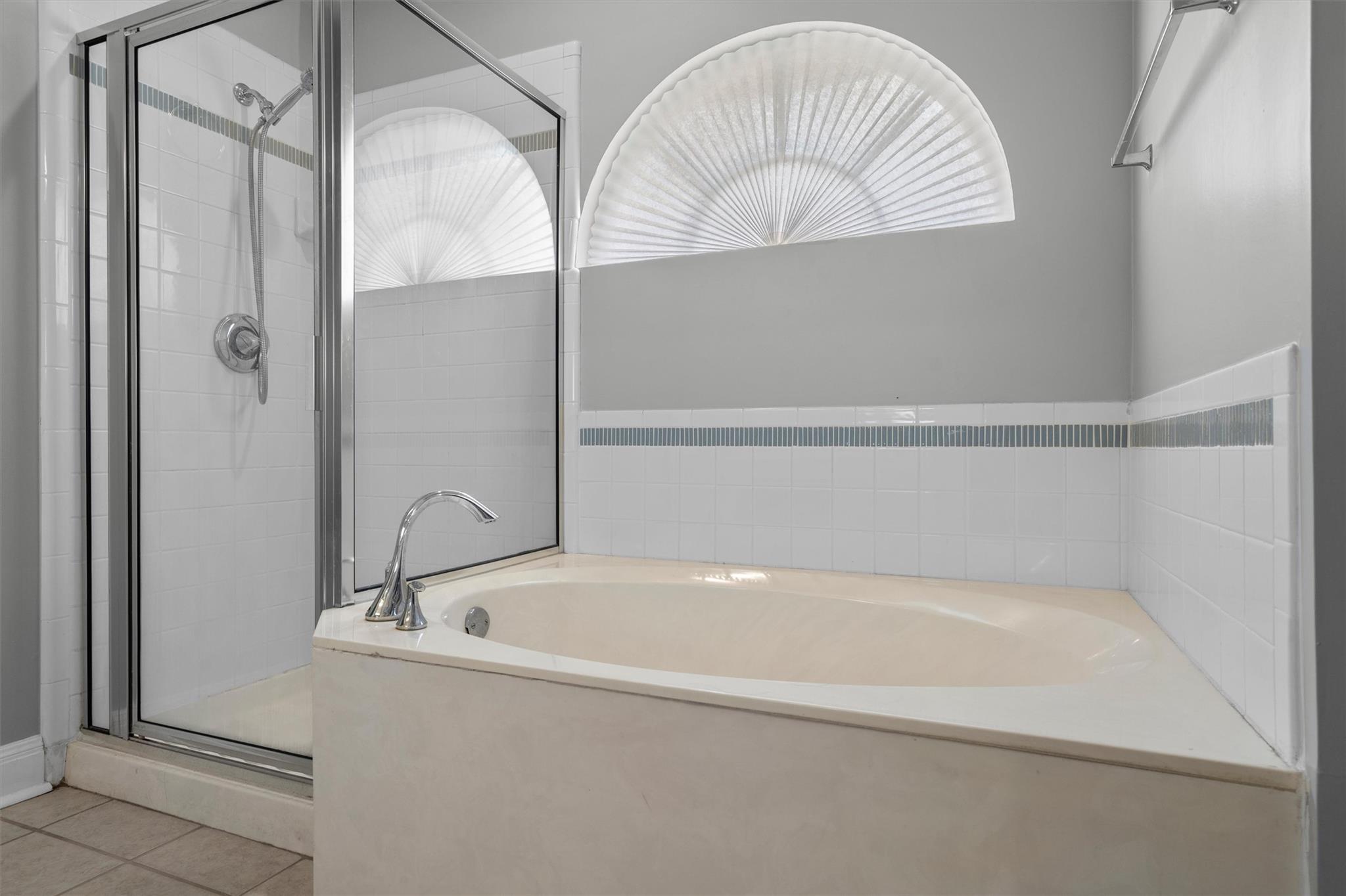 1114 Briargate Dr, Austin, TX 78753