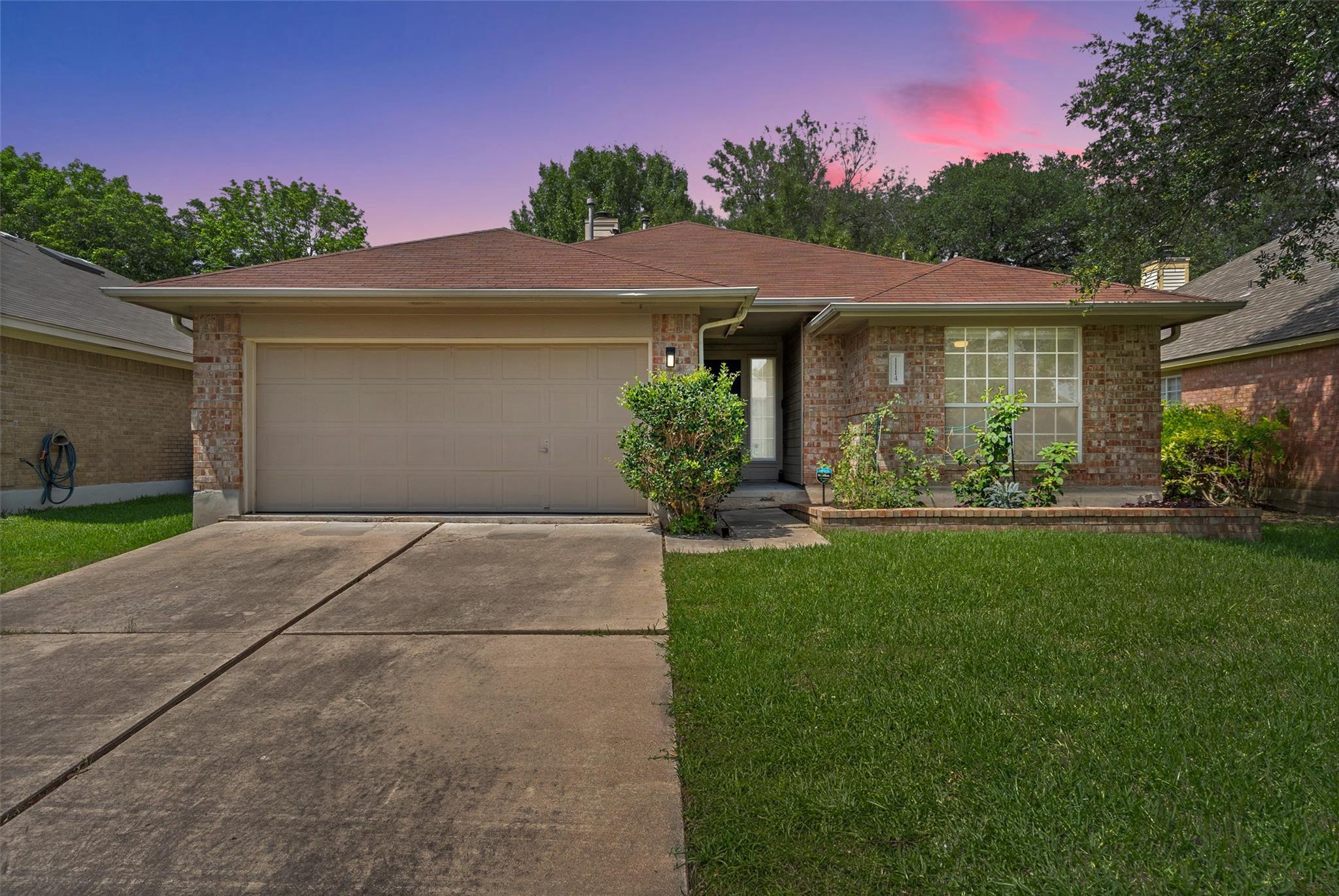 1114 Briargate Dr, Austin, TX 78753