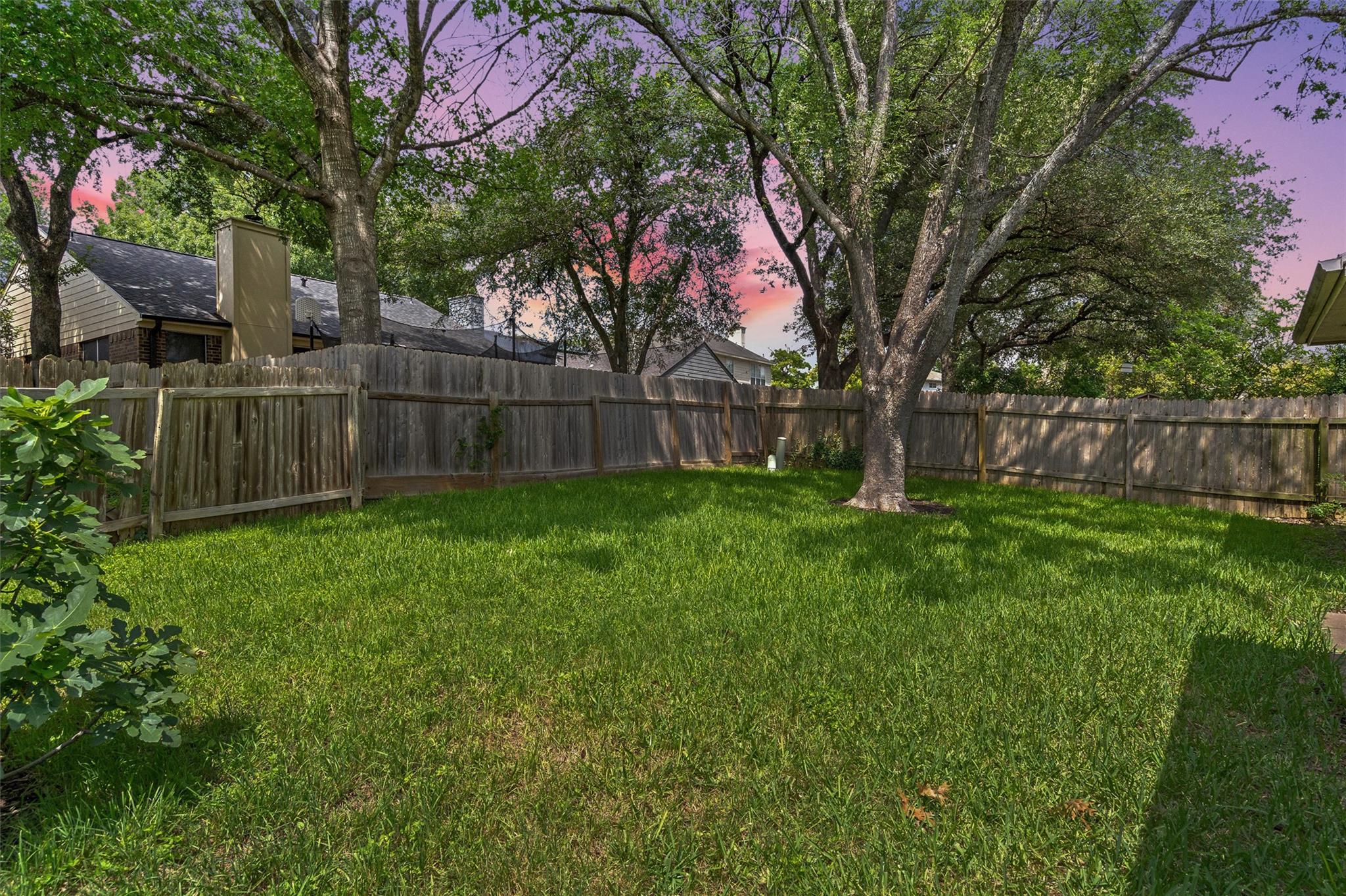 1114 Briargate Dr, Austin, TX 78753