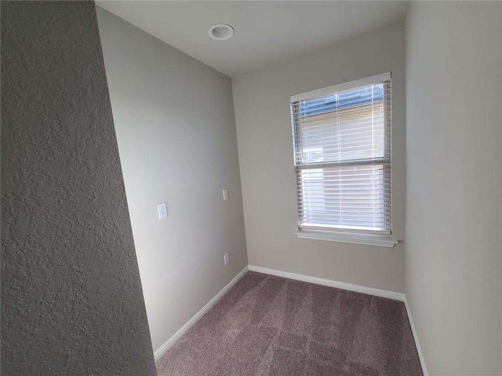 3201 College Park Dr # 23, Round Rock, TX 78664