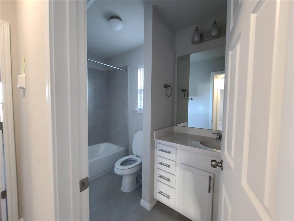 3201 College Park Dr # 23, Round Rock, TX 78664