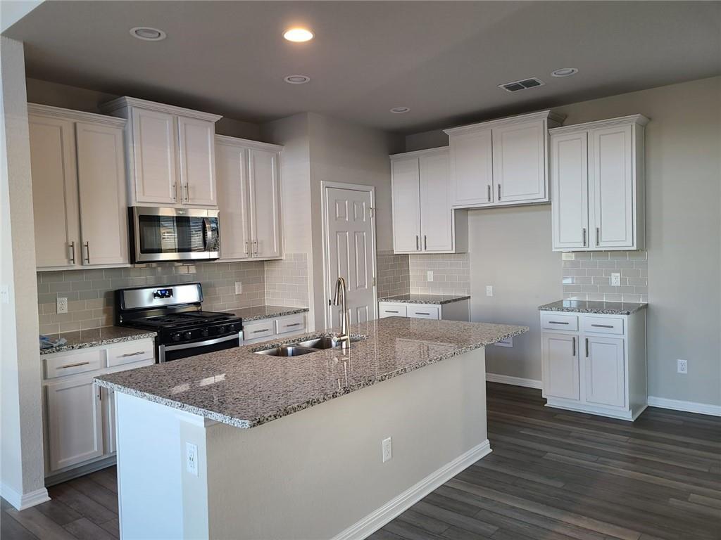 3201 College Park Dr # 23, Round Rock, TX 78664