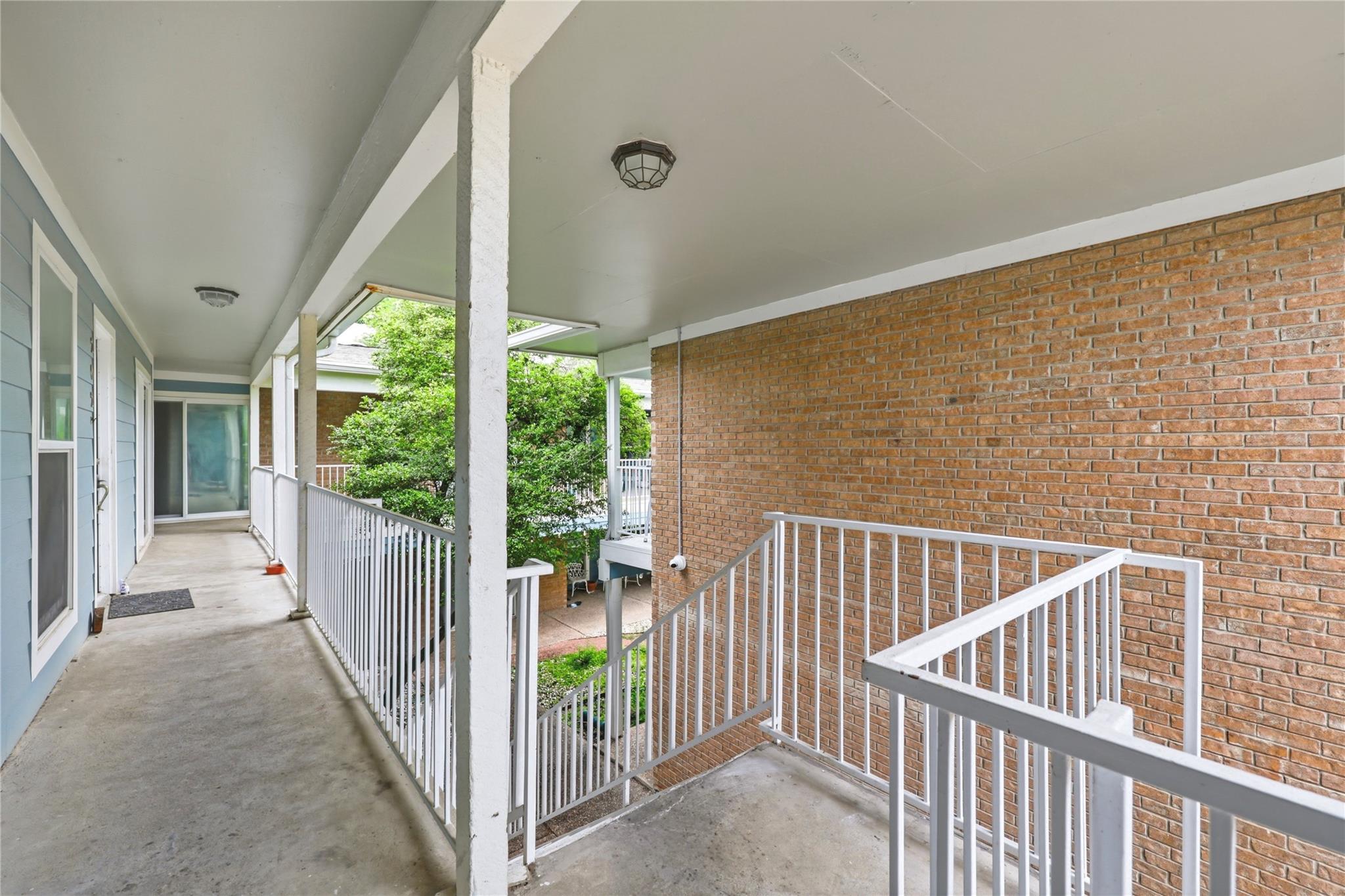 400 W 35th St # 201, Austin, TX 78705