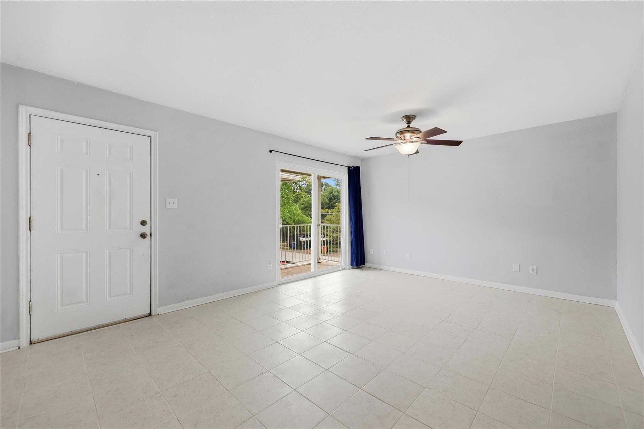 400 W 35th St # 201, Austin, TX 78705