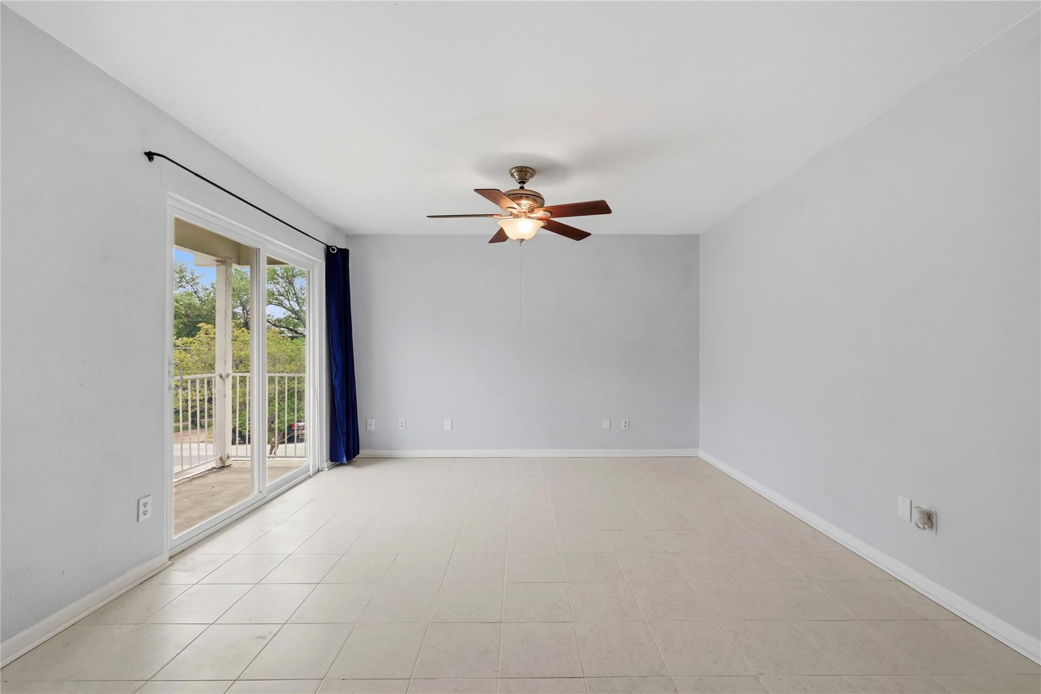 400 W 35th St # 201, Austin, TX 78705