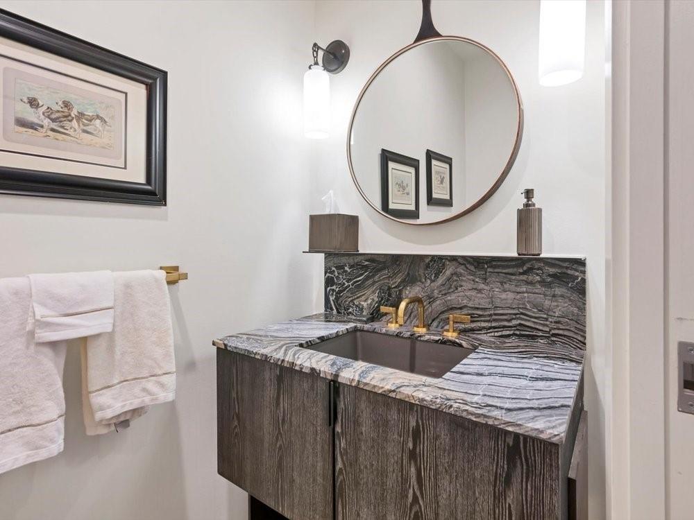 202 Nueces St # 1405, Austin, TX 78701