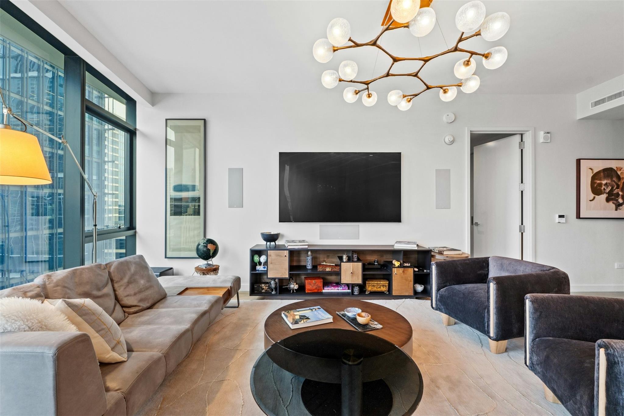 202 Nueces St # 1405, Austin, TX 78701