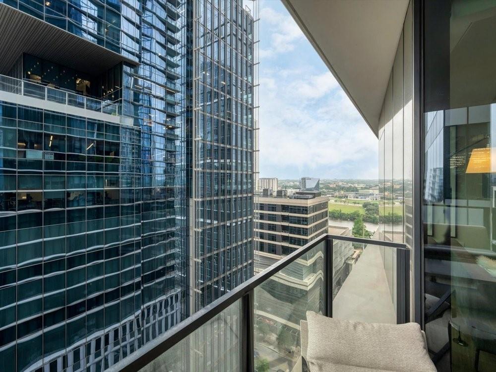 202 Nueces St # 1405, Austin, TX 78701
