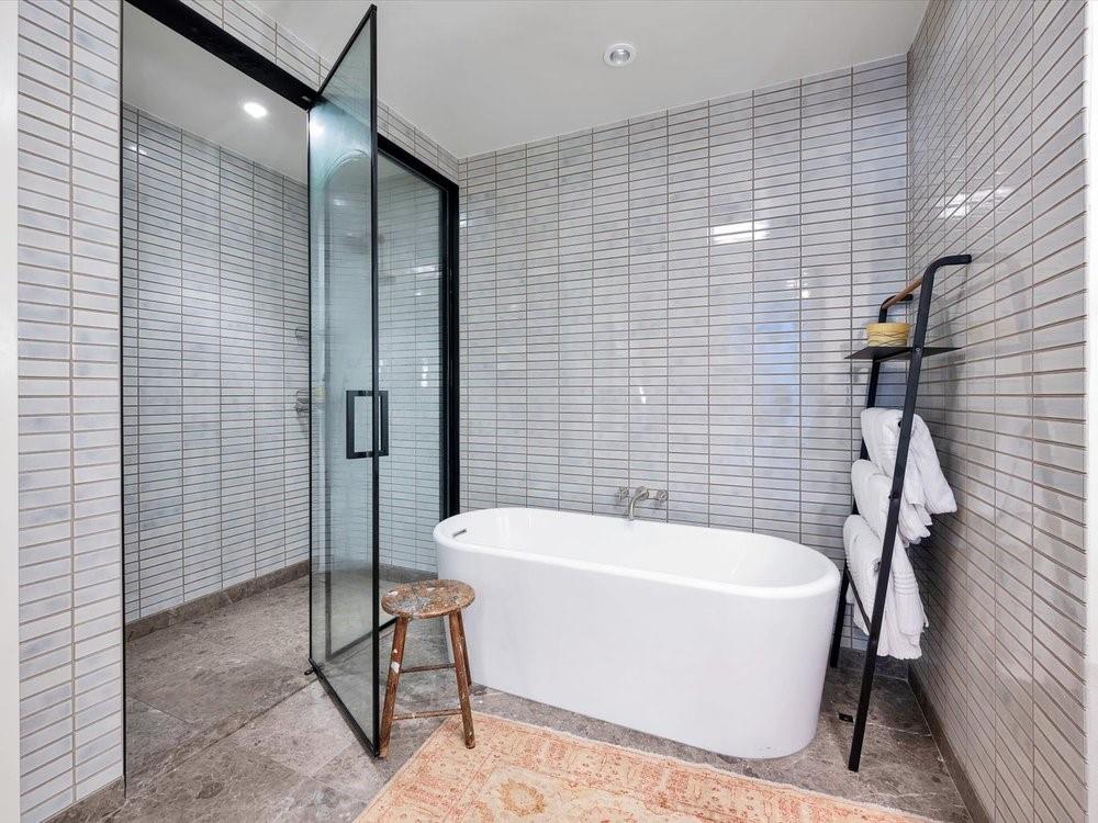 202 Nueces St # 1405, Austin, TX 78701