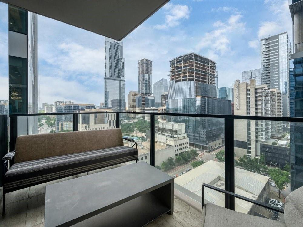 202 Nueces St # 1405, Austin, TX 78701