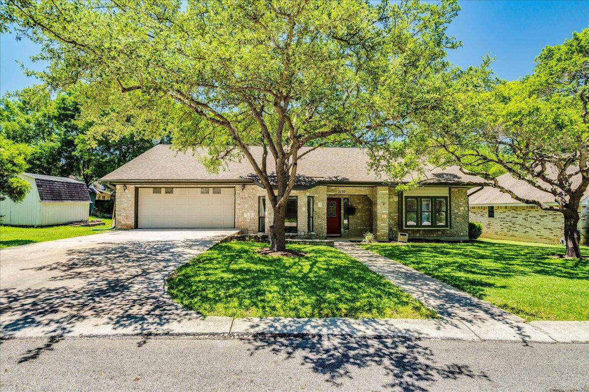 2132 Northcrest Dr, New Braunfels, TX 78130