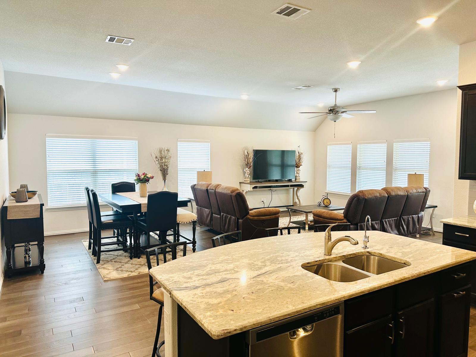 862 Leadtree Loop, Buda, TX 78610