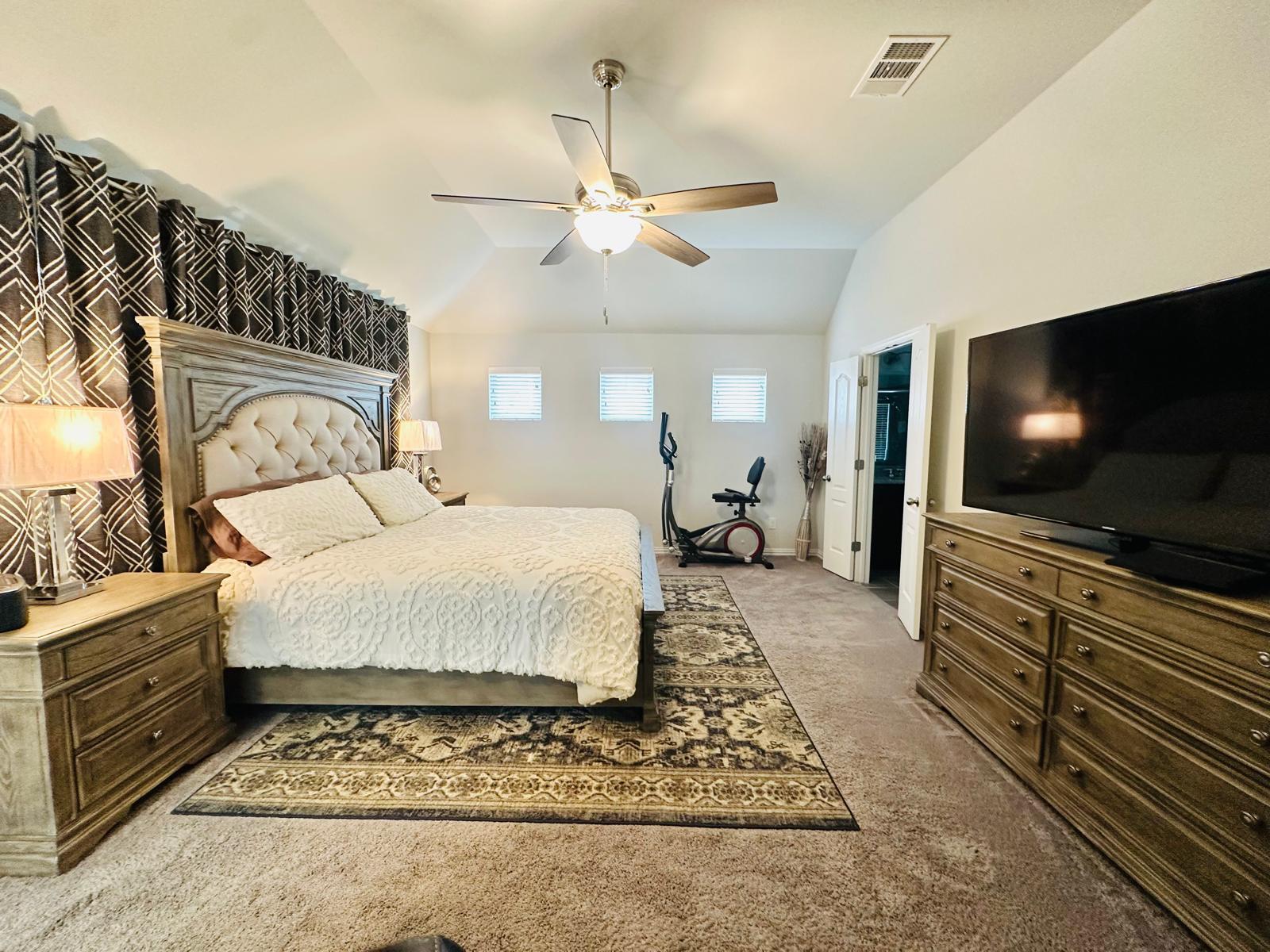 862 Leadtree Loop, Buda, TX 78610