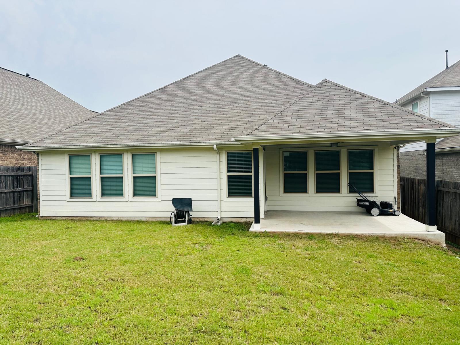 862 Leadtree Loop, Buda, TX 78610