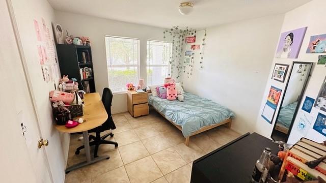 302 Golden Gate Dr, Leander, TX 78641