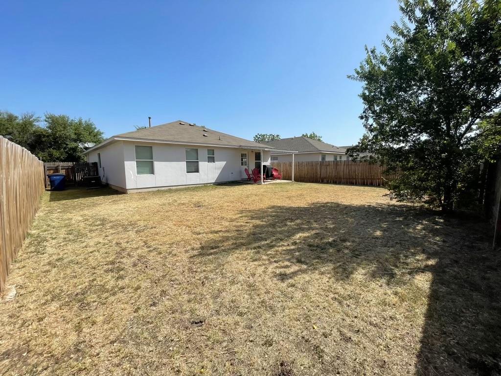 302 Golden Gate Dr, Leander, TX 78641