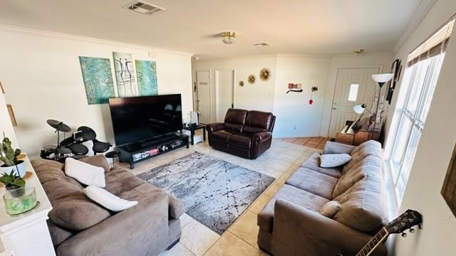 302 Golden Gate Dr, Leander, TX 78641