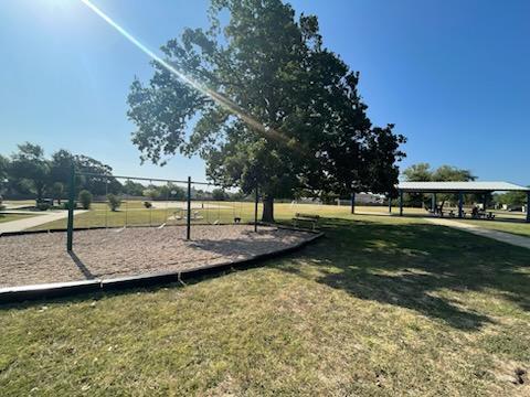302 Golden Gate Dr, Leander, TX 78641