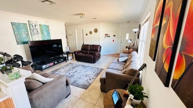 302 Golden Gate Dr, Leander, TX 78641