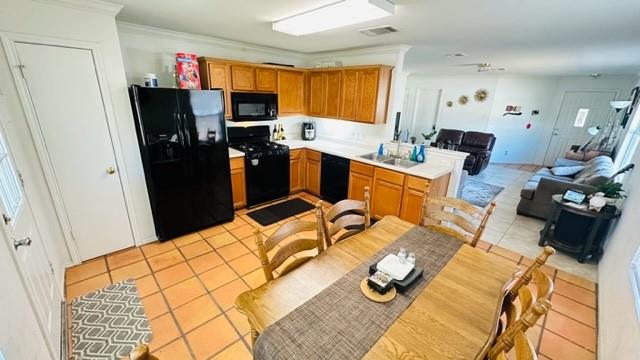 302 Golden Gate Dr, Leander, TX 78641