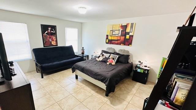 302 Golden Gate Dr, Leander, TX 78641