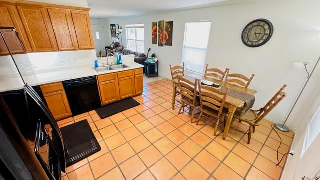 302 Golden Gate Dr, Leander, TX 78641