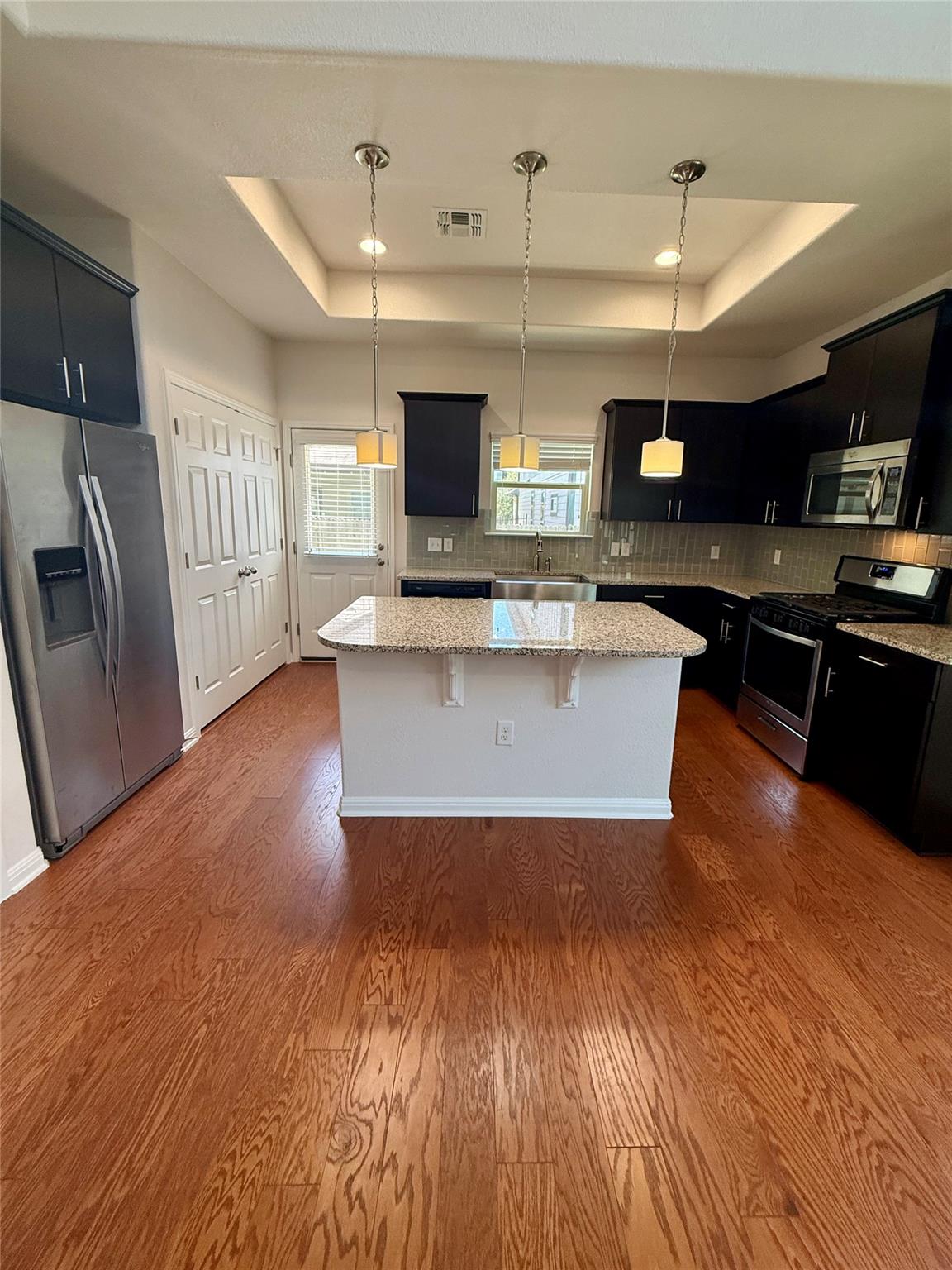 907 Sleepy Dell Ln, Austin, TX 78748