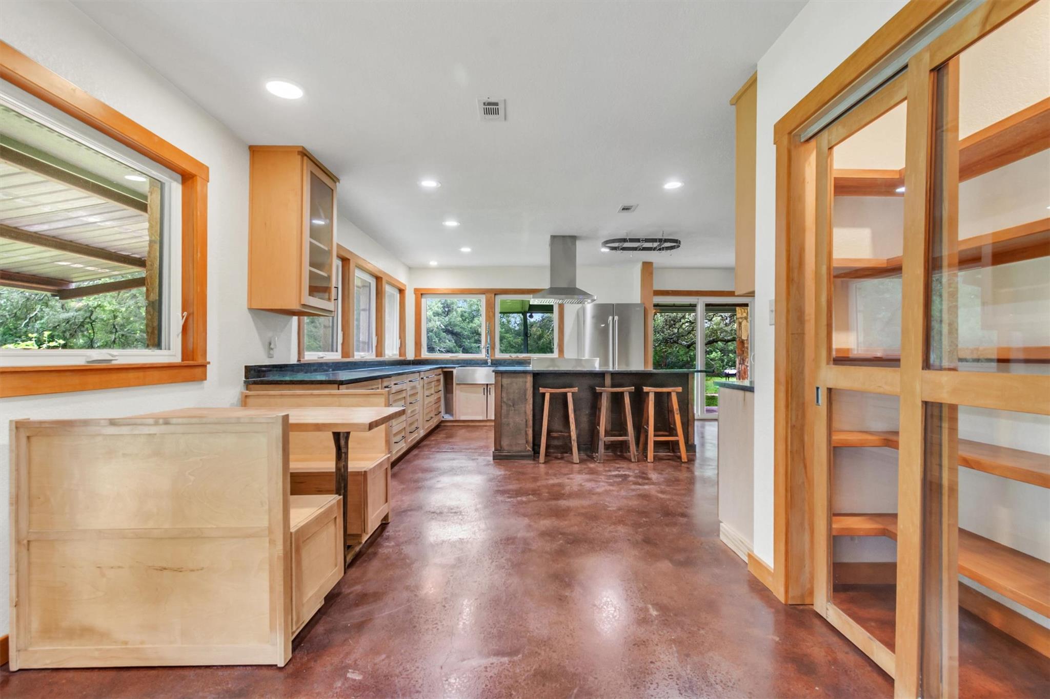 700 Billie Brooks Ln, Driftwood, TX 78619