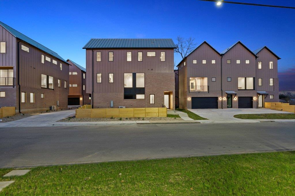 3530 Gonzales St # A, Austin, TX 78702