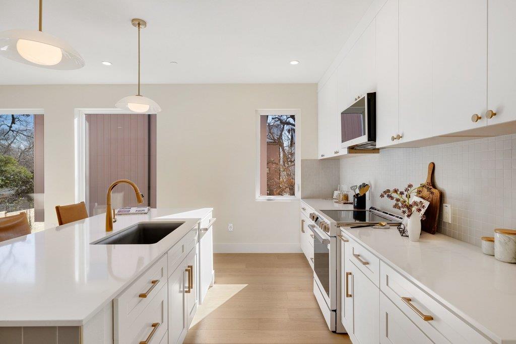 3530 Gonzales St # A, Austin, TX 78702