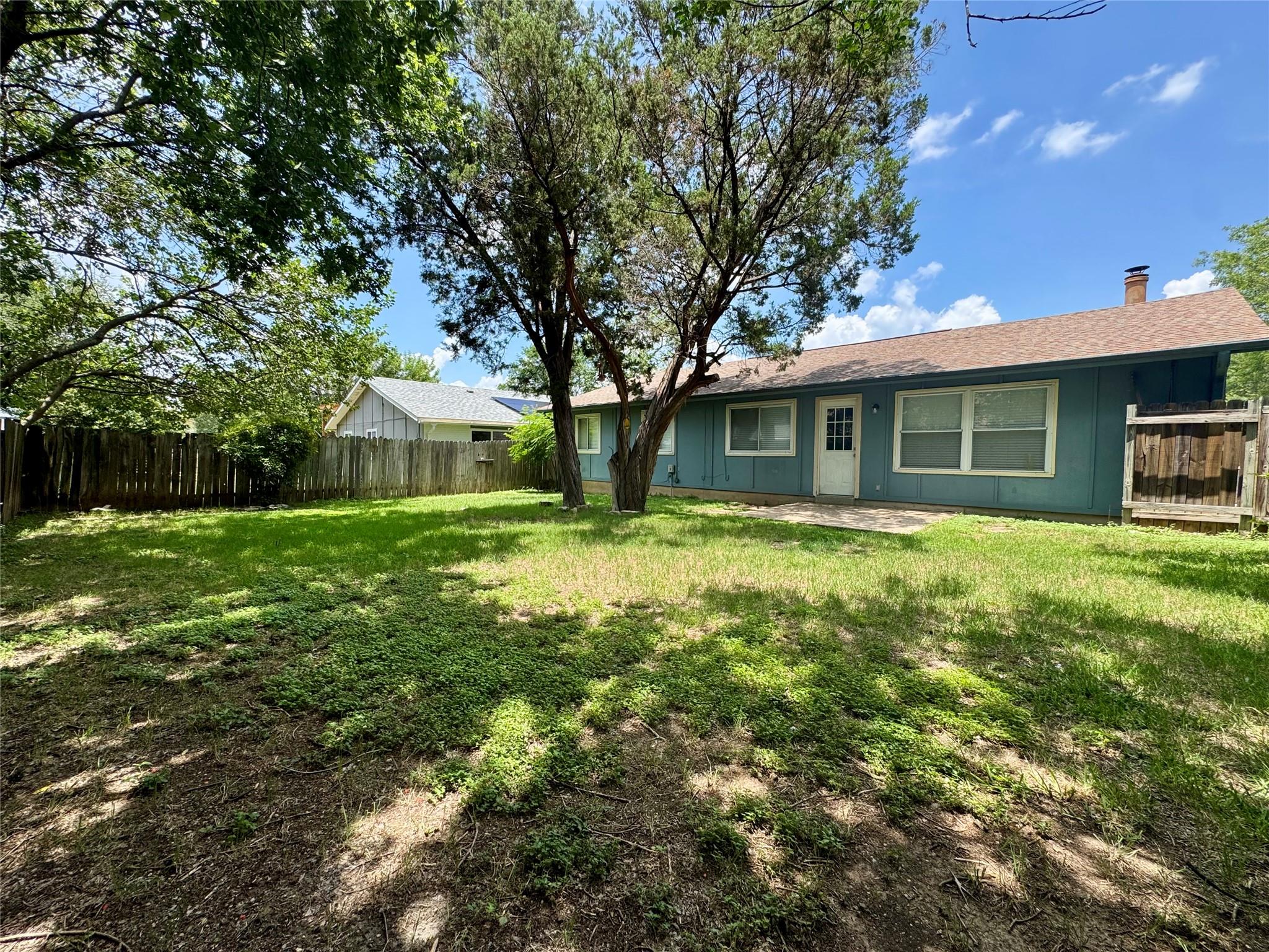 1213 Kenyon Dr, Austin, TX 78745
