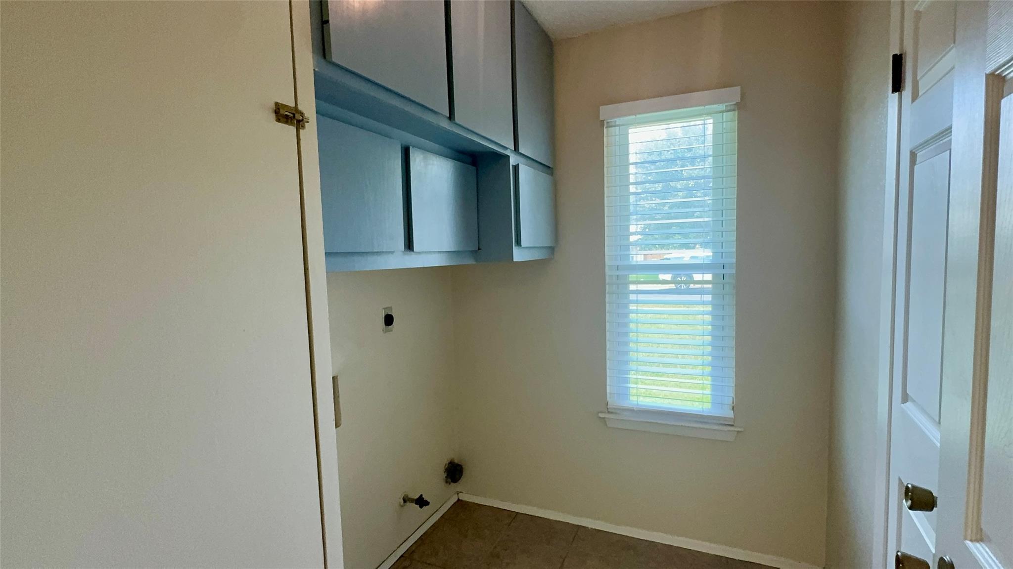 1213 Kenyon Dr, Austin, TX 78745
