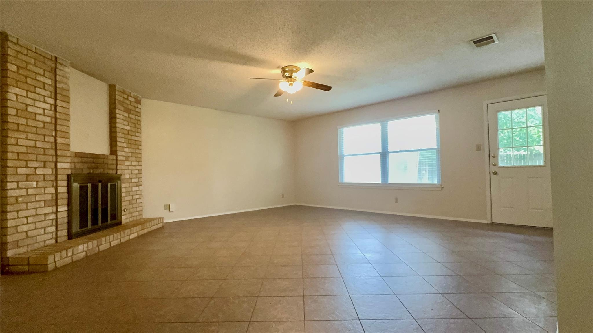 1213 Kenyon Dr, Austin, TX 78745