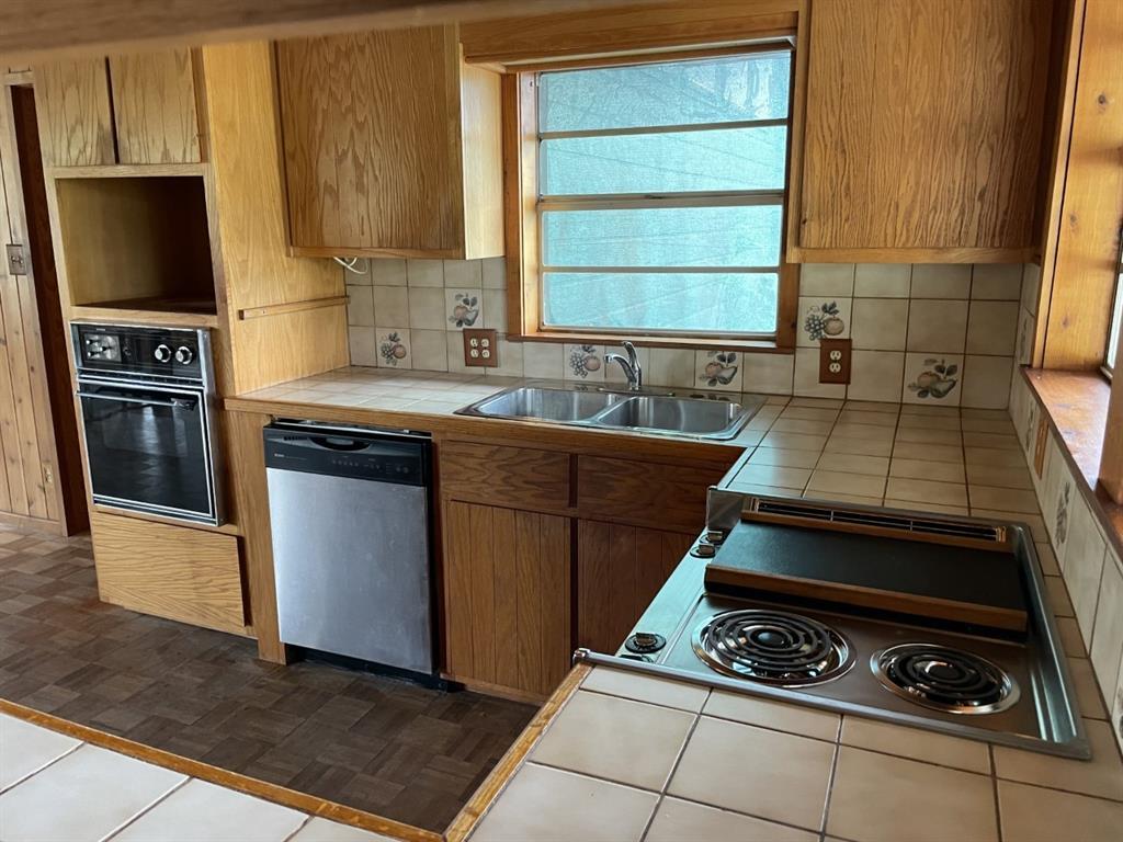 401 County Road 128, Burnet, TX 78611