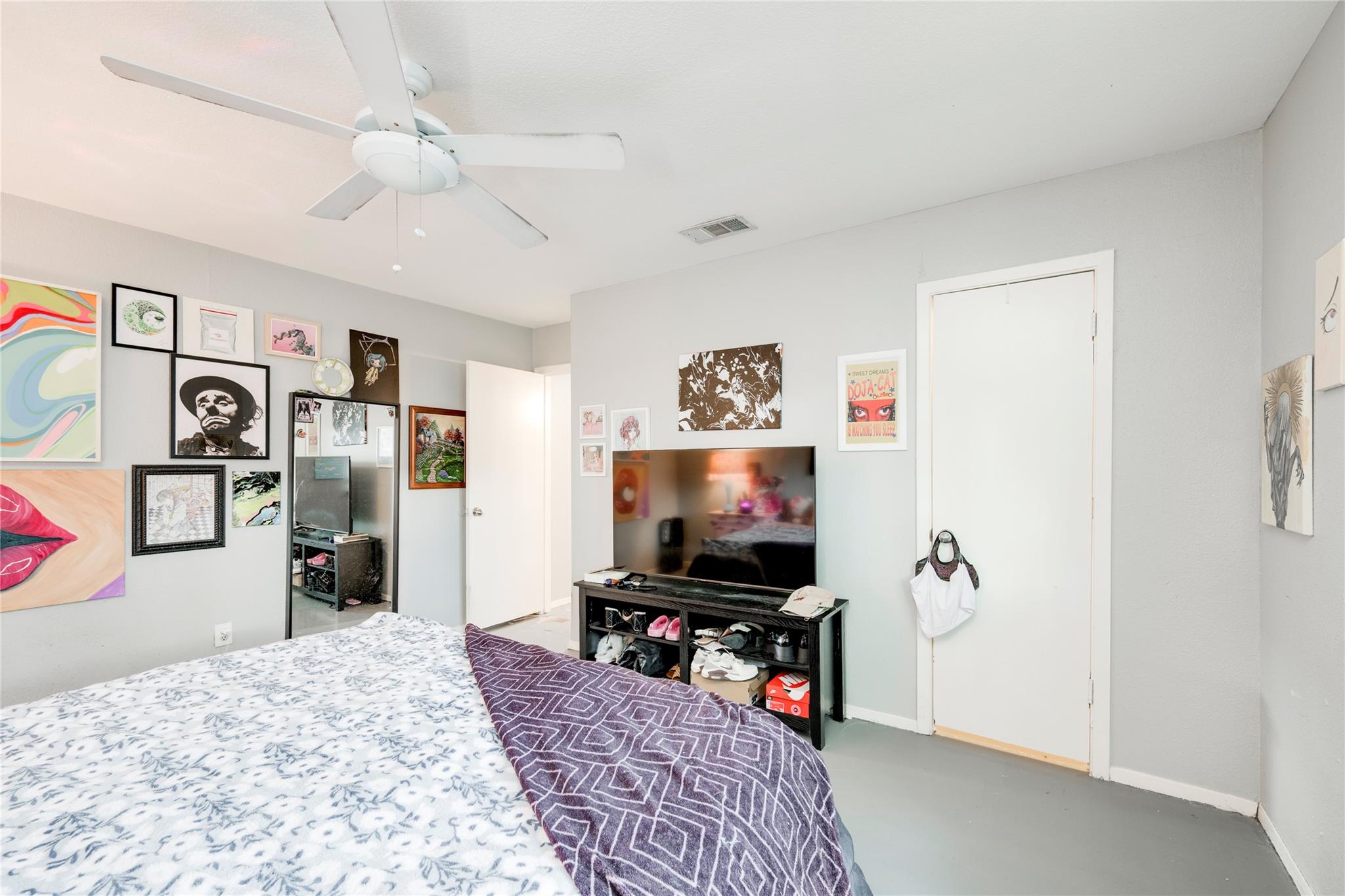 2315 Burleson Rd, Austin, TX 78741
