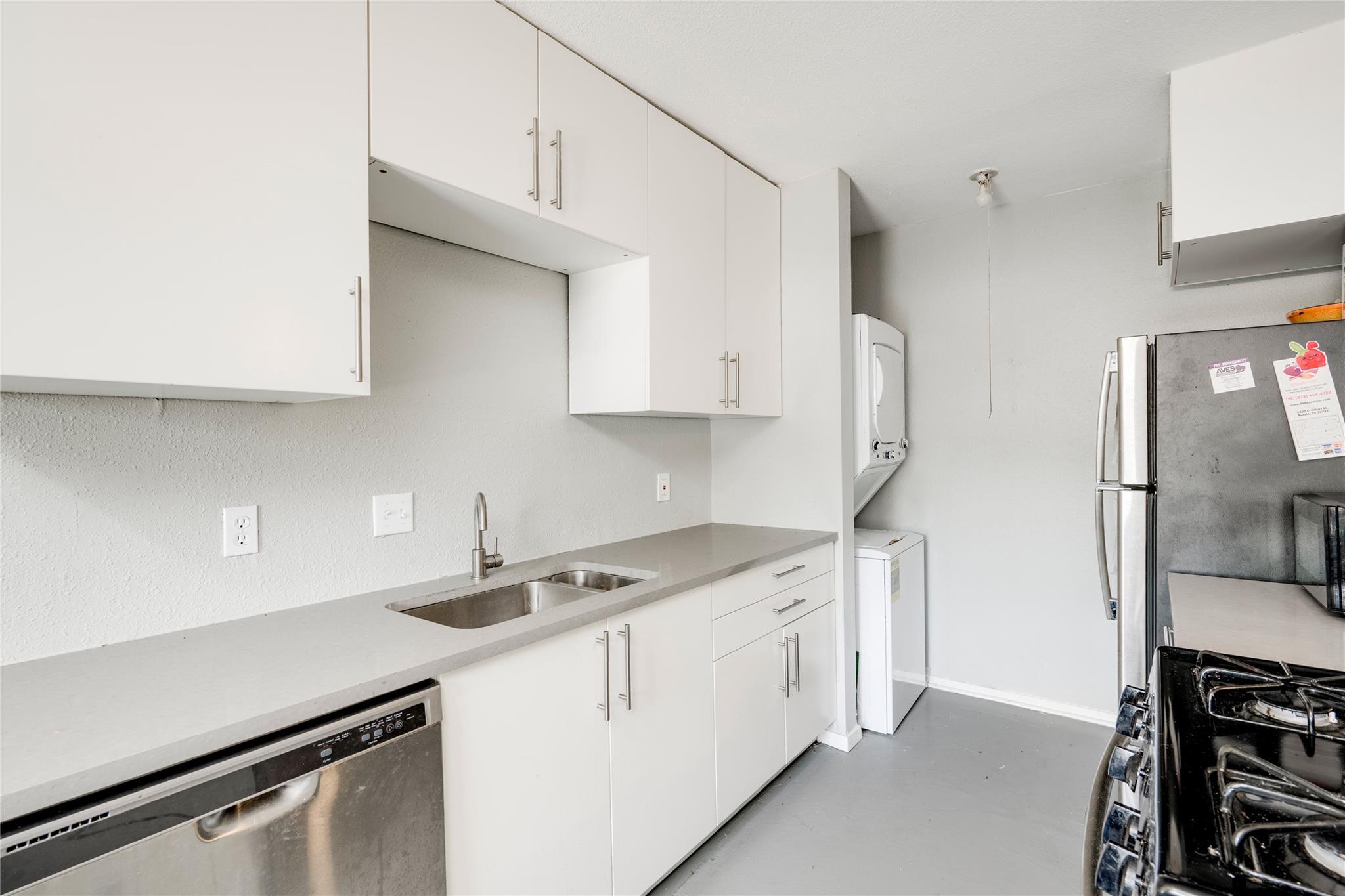 2315 Burleson Rd, Austin, TX 78741