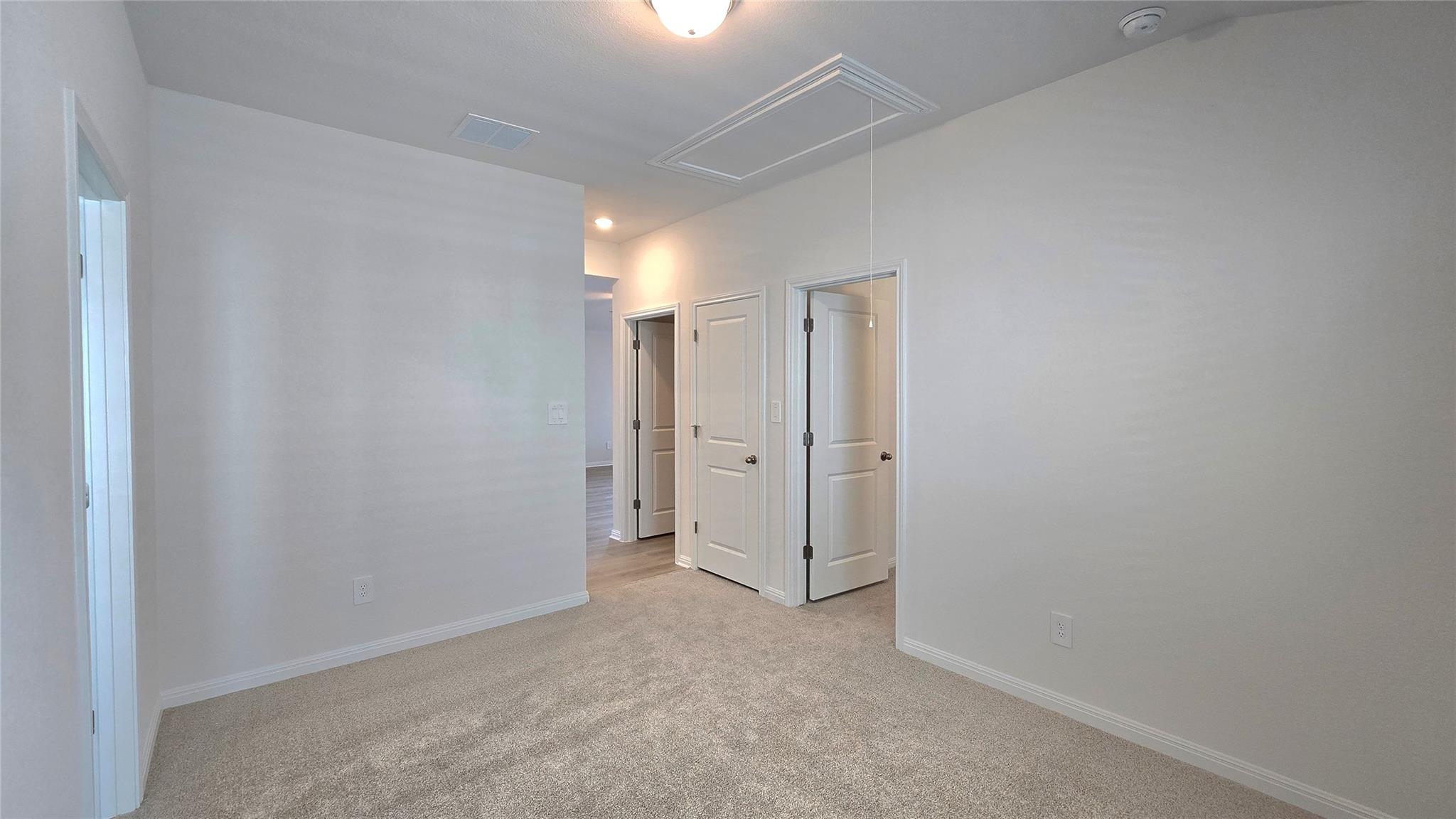 122 Holmby Dr, Hutto, TX 78634